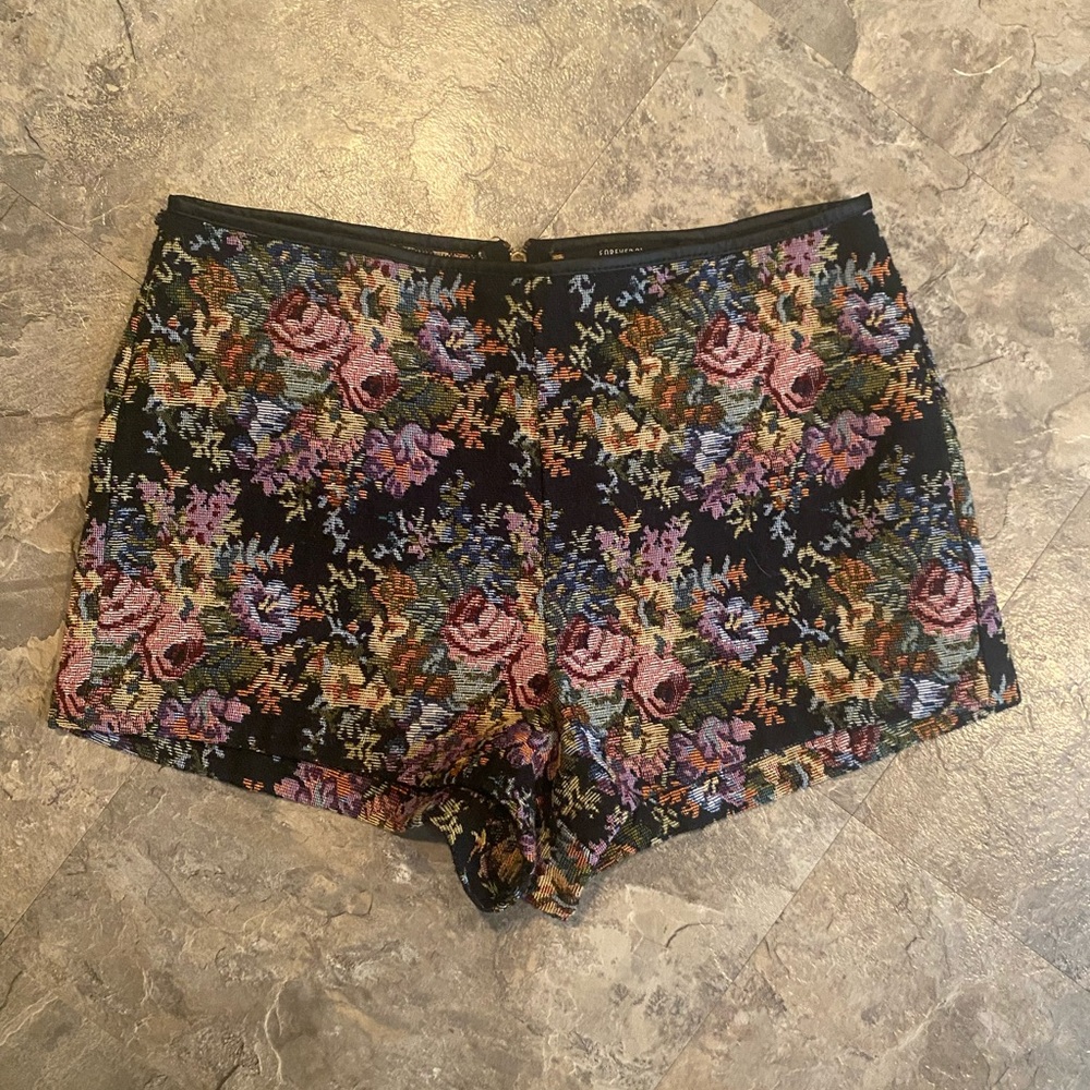 mini shorts